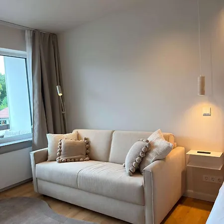 Semesterbostad Boutique-apartment Mit Bergblick Direkt Im Zentrum